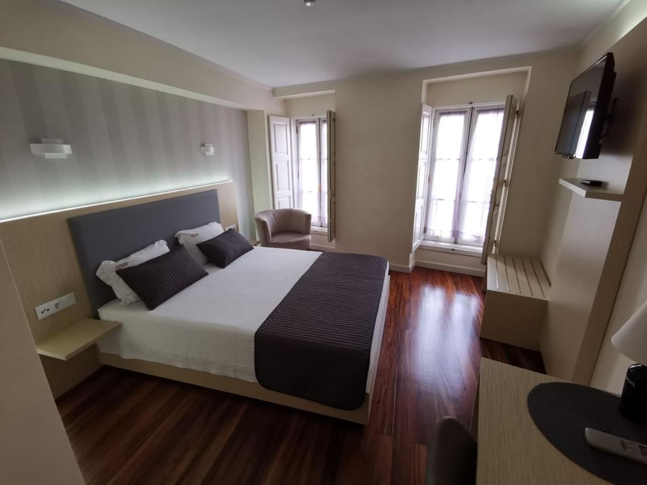 Hotel Residencial Dora Braga